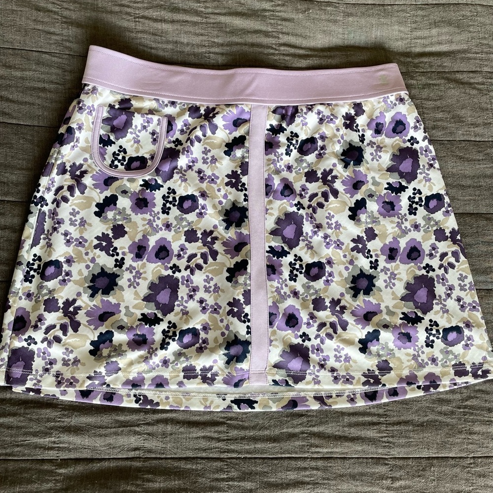 Izod Golf Skorts
